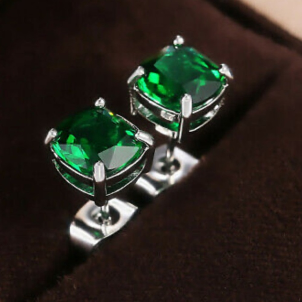New Sterling silver green stone diamond stud earrings